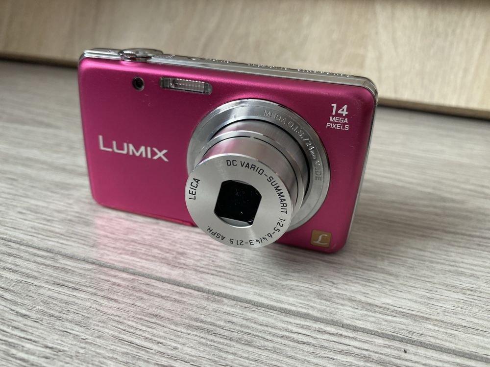 Продам фотоаппарат lumix