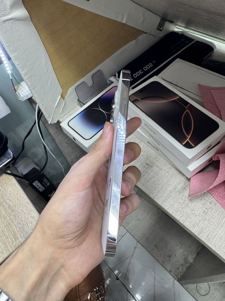 Iphone 14pro max 256gb ideal