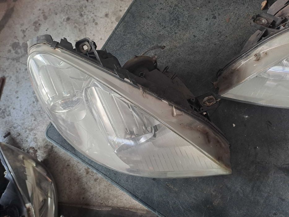 Far Stanga dreapta Faruri Mercedes B Class W245 cu lupa