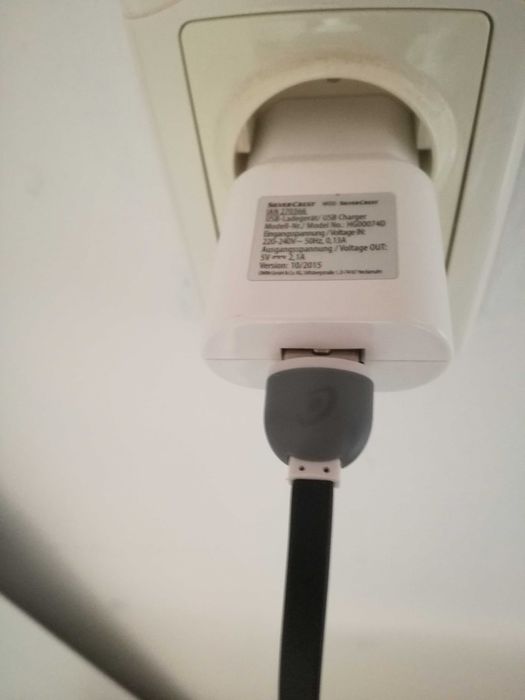 Adaptor AC->DC Incarcator 2,1A +++ Baterie Externa Power Bank 12500mAh