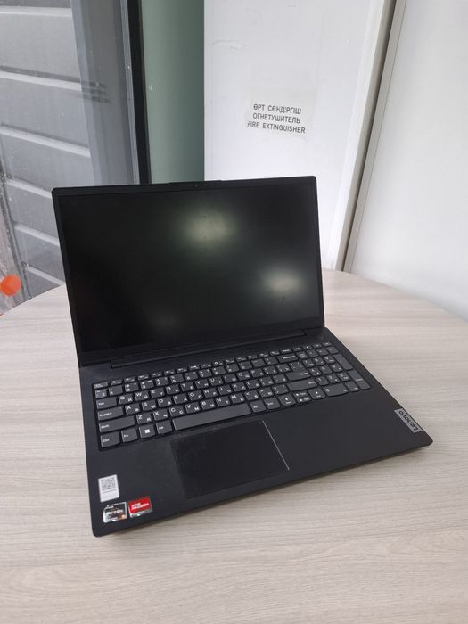 Lenovo AMD Ryzen 5 5500U