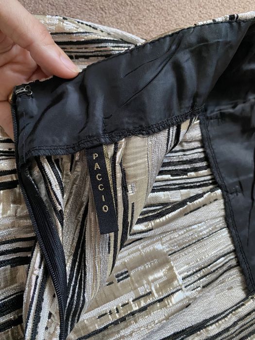 Fusta scurta marca Paccio