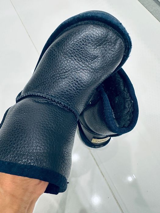 Продам детские сапоги угги 26 размера