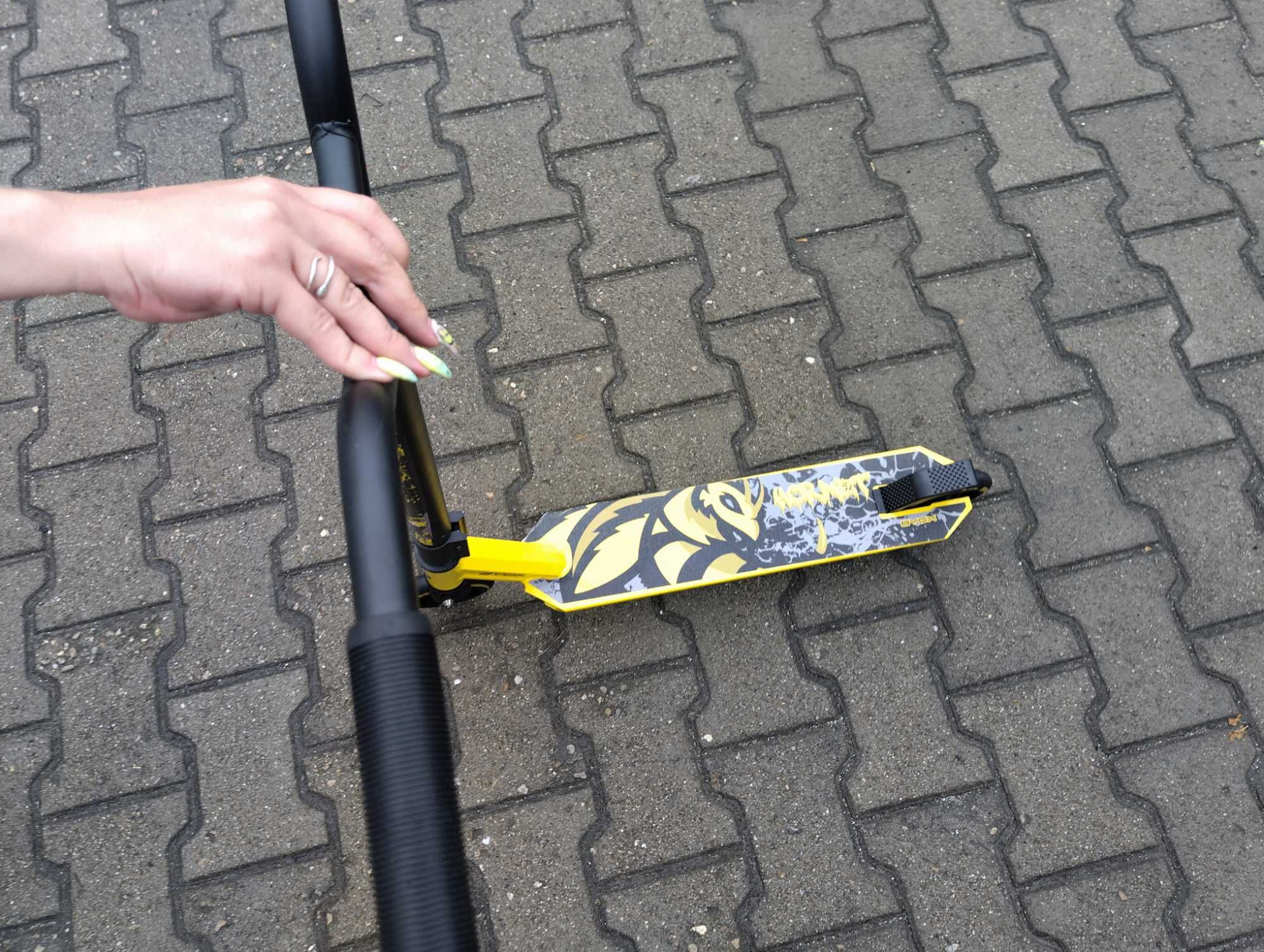 BYOX Детска тротинетка stunt HORNET