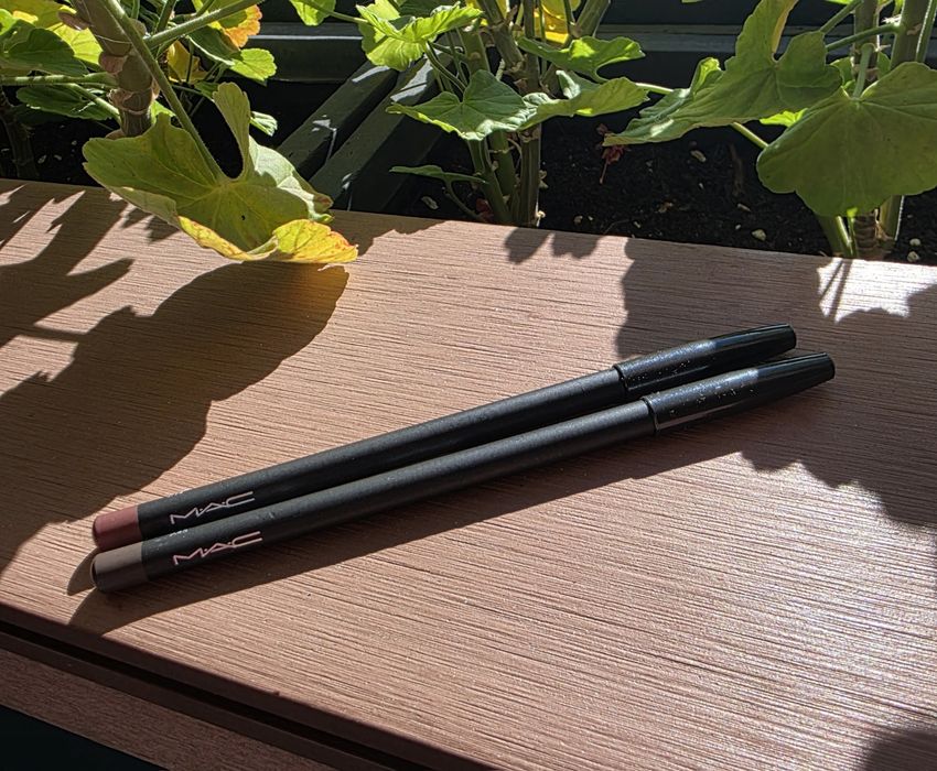MAC моливи за устни