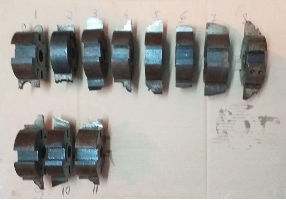 Cu dinti drepti diferite marimi faltuit