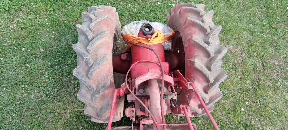 Motocultor Pasquali, vînd întreg sau dezmembrez