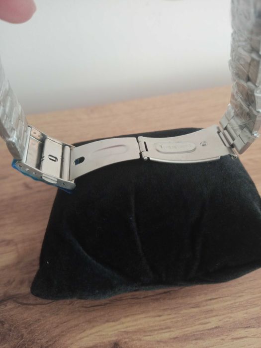 Часовник Мъжки Нов Неизползван 45мм