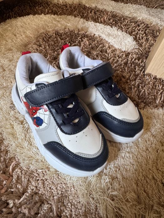 Детски обувки/сандали/кецове Lee Cooper Waikiki и др. 24-25-26 номер