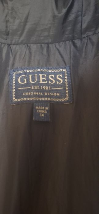 Оригинално яке guess