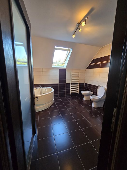 Vand casa duplex zona Dedeman