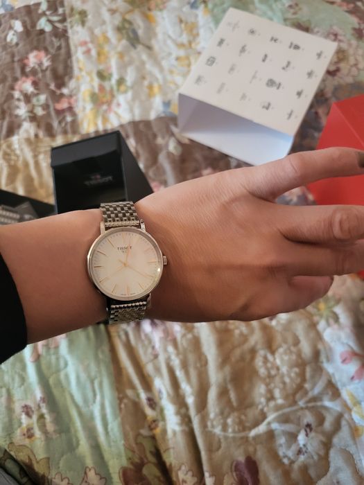 Продам часы Tissot