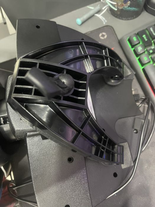 Руль Thrustmaster T80 — как новый, 3 месяца, с коробкой