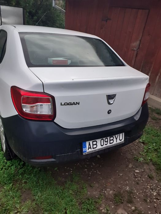Logan 1.2 de vinzare