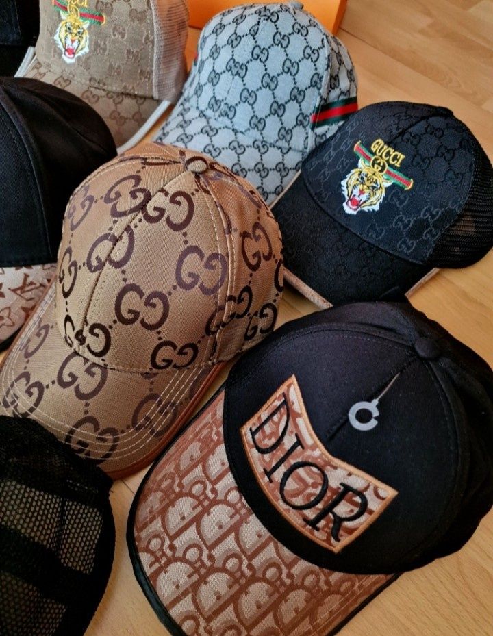 Sepci unisex reglabile, logo brodat, diverse nuanțe