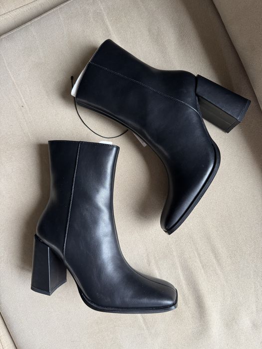 Дамски боти Reserved – размер 36, само за 40 лв