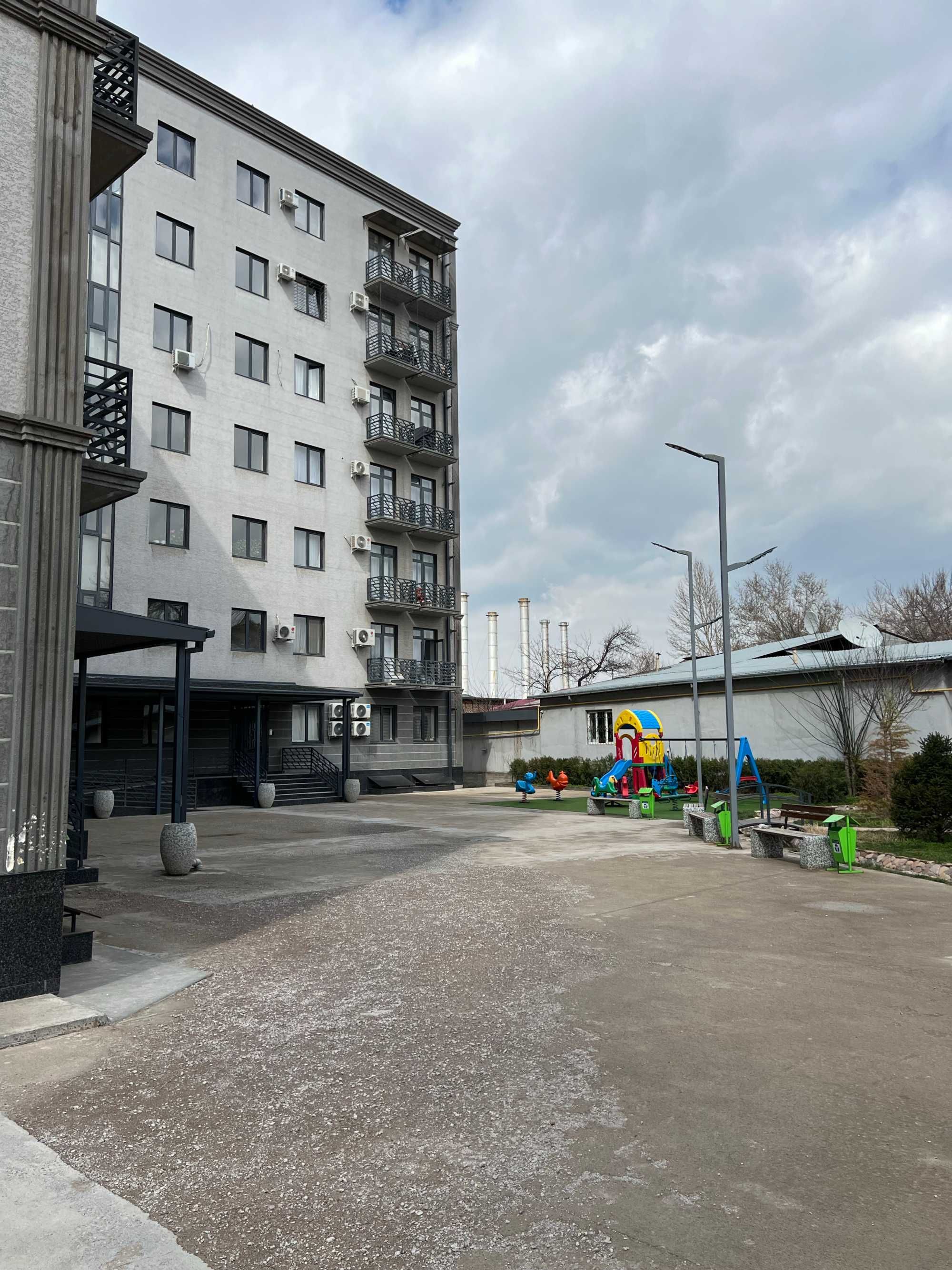Срочно Продажа Квартиры 1 этаж + цоколь этаж. (IT Park, уневер Инха)