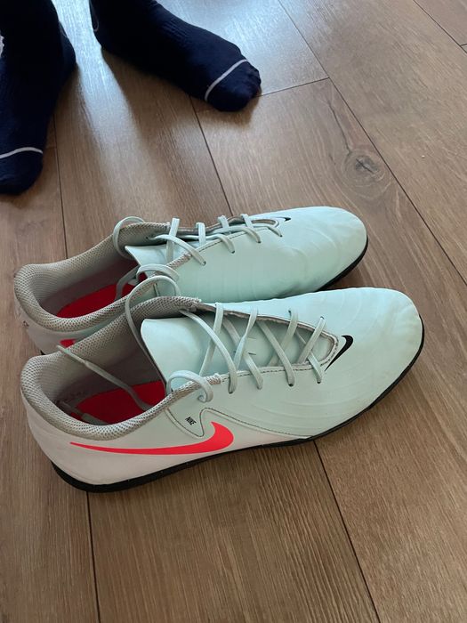 Ghete fotbal Nike