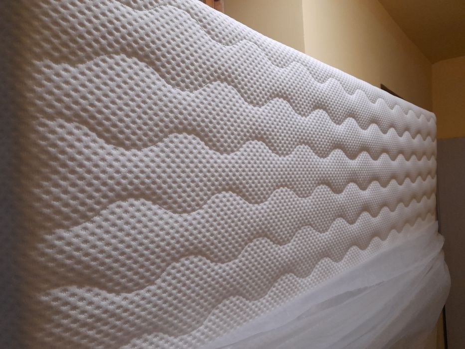 Нов двулицев матрак 200х160х16см. Спешно и изгодно!!!