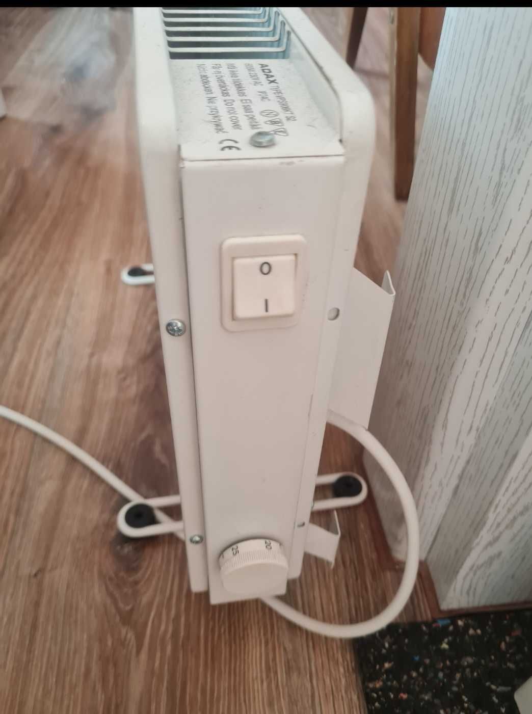 Конвектор Adax..