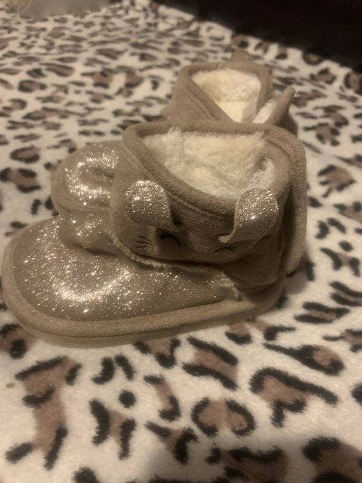 Ghetute Ugg nr 21 schecers