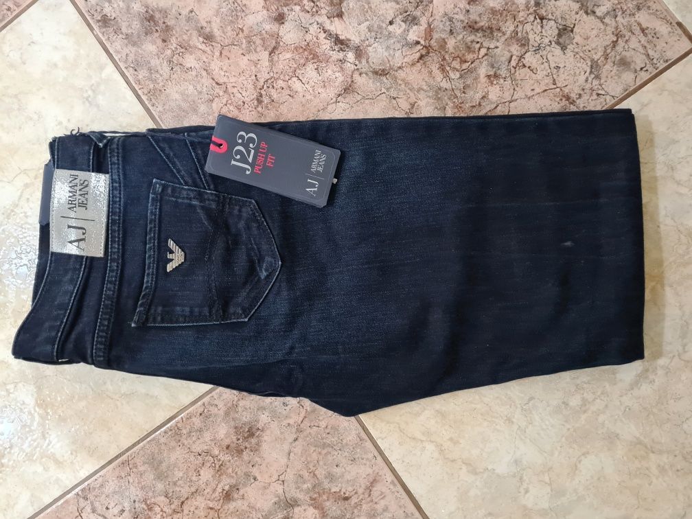 Blugi dama Armani Jeans push-up 30 NOI Anglia