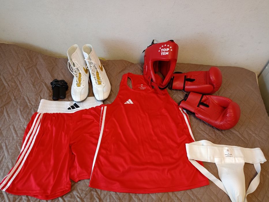 Продам боксёрскую форму