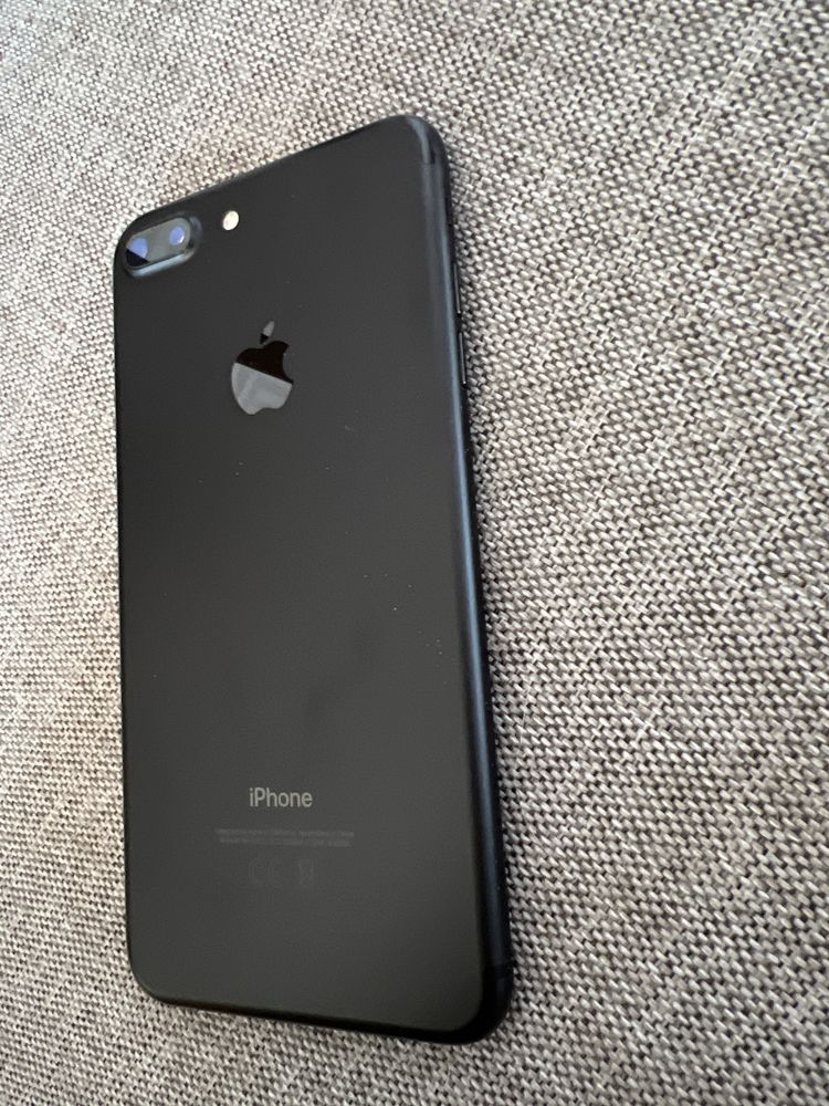 iPhone 7+ 128 GB Черный