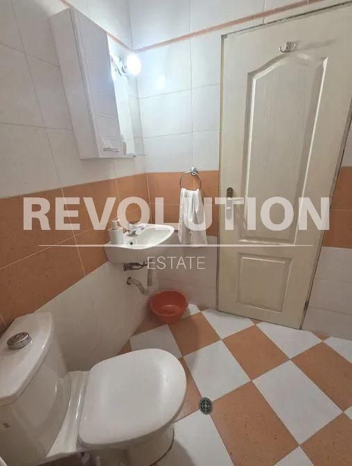 Дава се под наем Двустаен апартамент в Варна, Левски - 72 кв.м за 550 € - Снимка #5