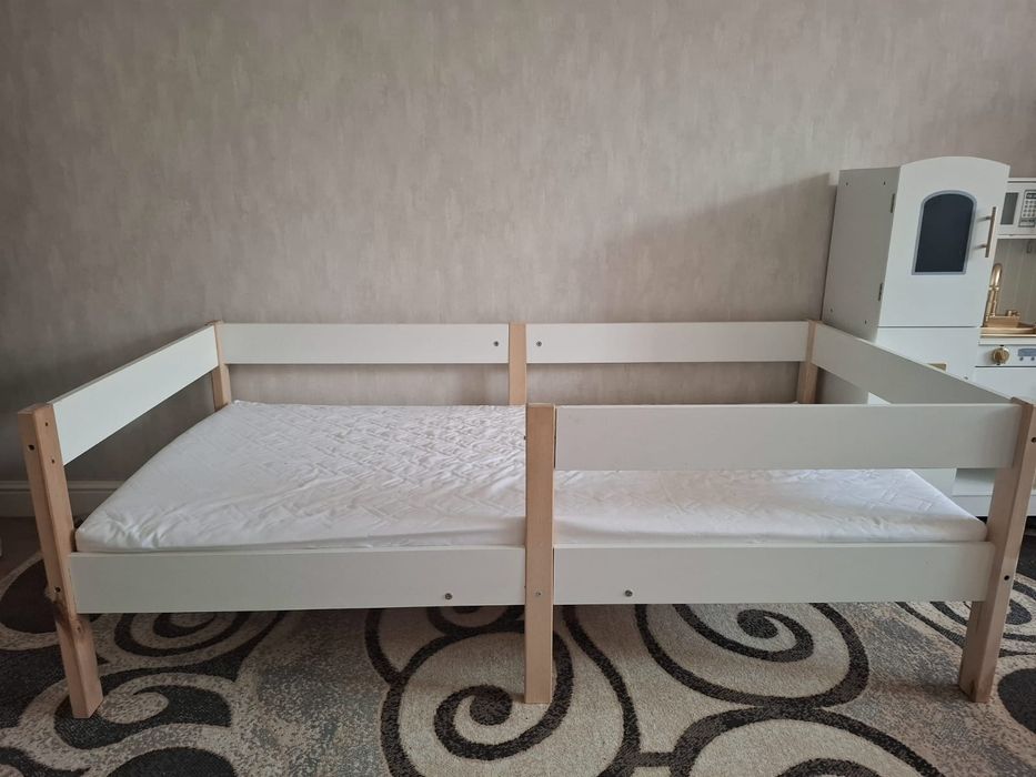 Продам детскую кровать