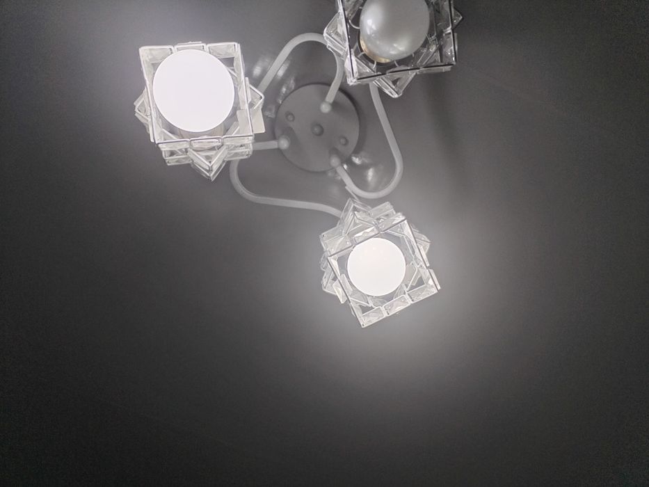 Светильник на 3 лампы