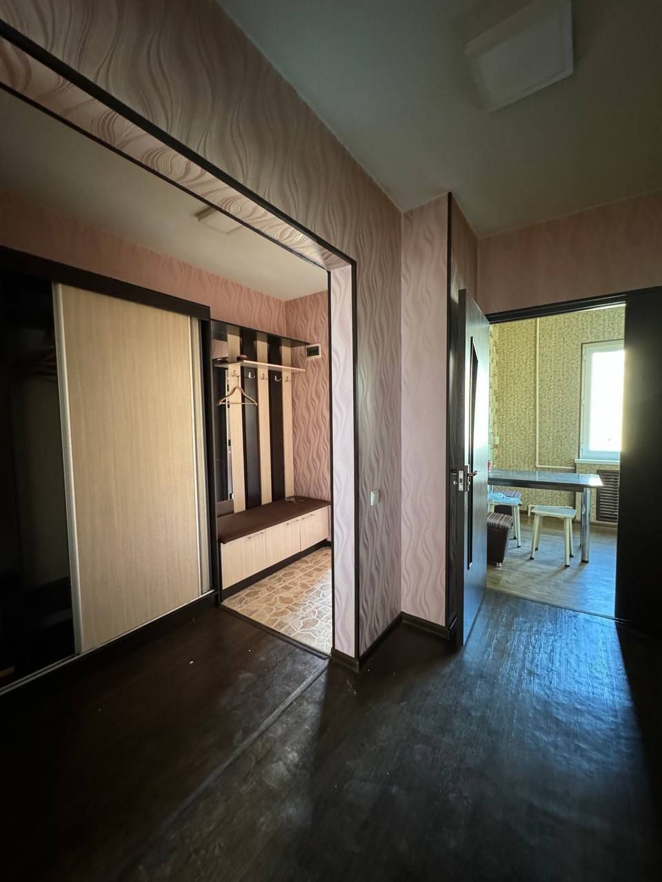 2/5/9. Сергели 5. Метро "Sergeli". Дом галерейка. Квартира 60 м².