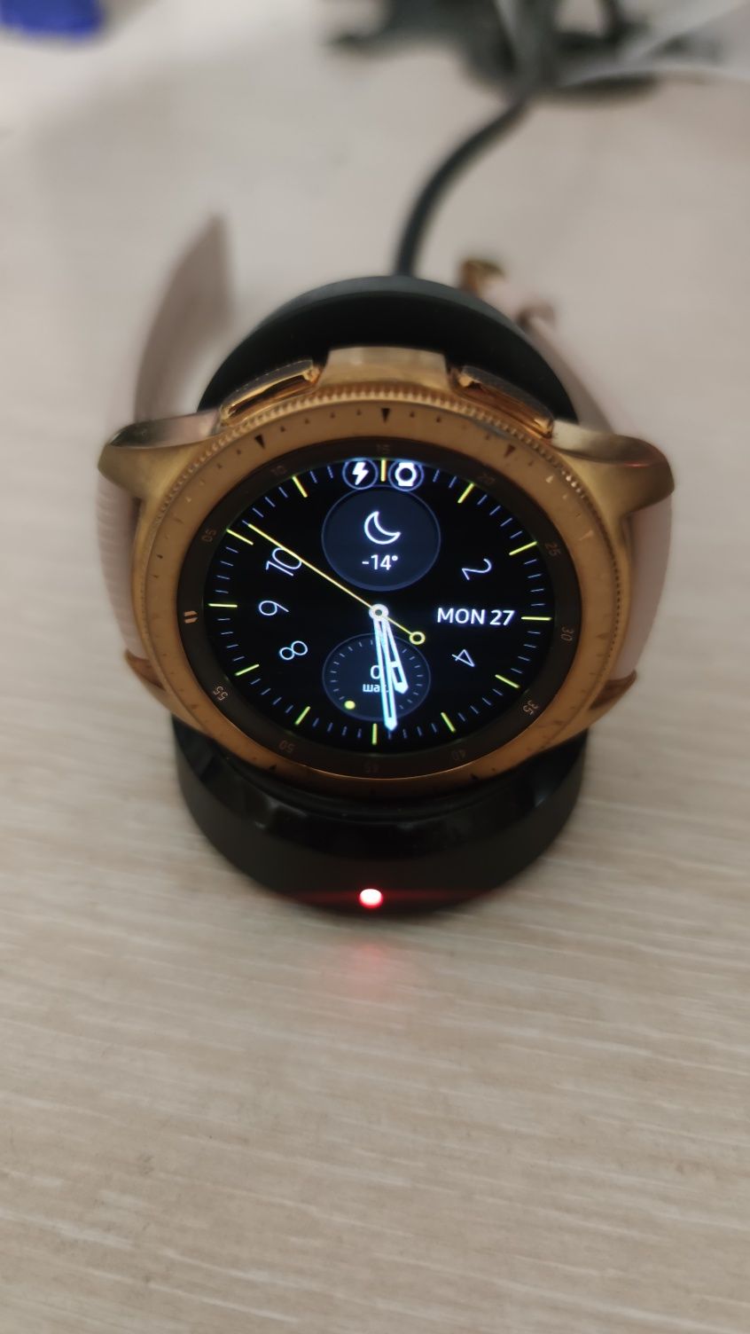 Часы Galaxy Watch 
SM-R810 42мм