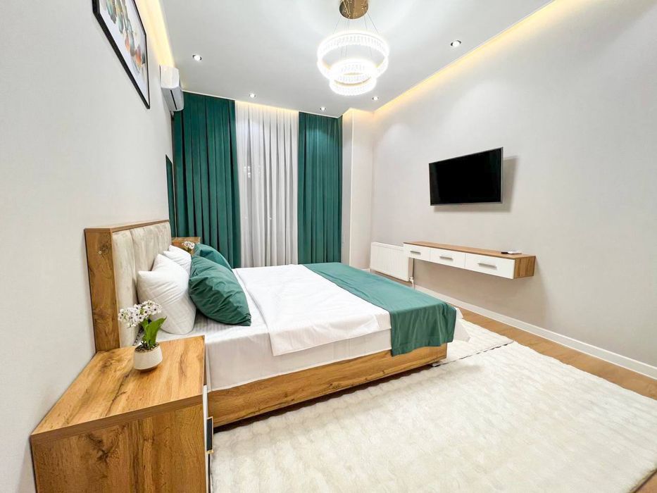 3/5/9 80м2 новостройка Паркентский, евроремонт, мебель техника