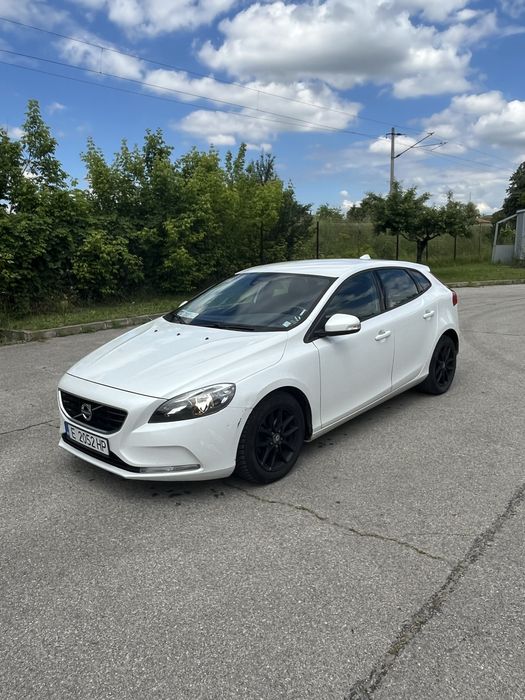 Volvo v40 1.6 дизел