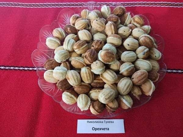 Продава се гофретник