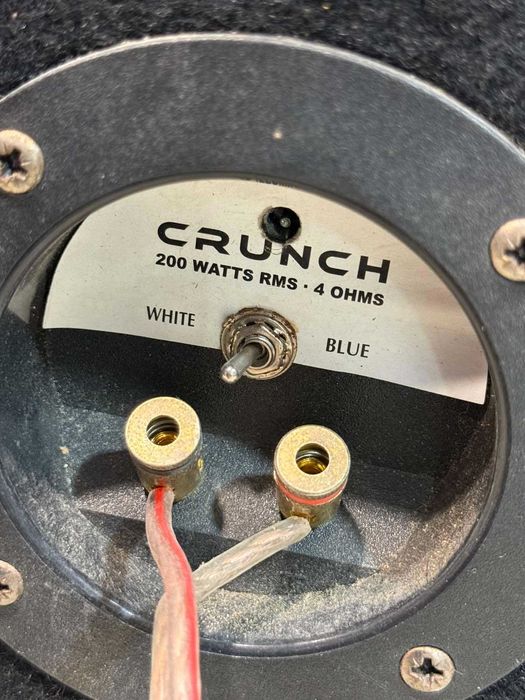 Бас Каса CRUNCH 200W + Усилвател Crunch Blackmaxx MXB480