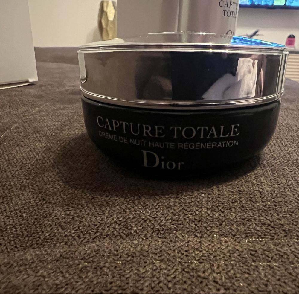 Crema de noapte Dior Capture Totale