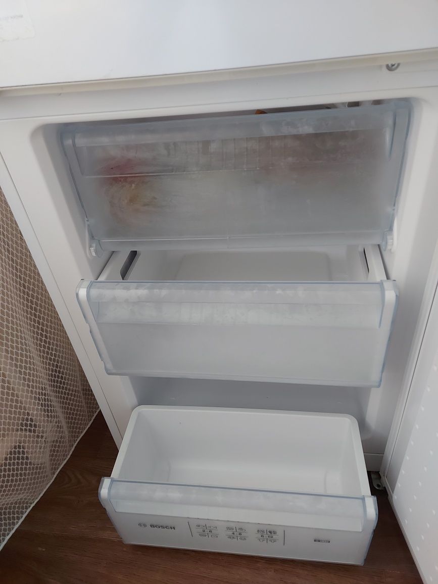 Холодильник  сатылады жаксы күйде ұсталған