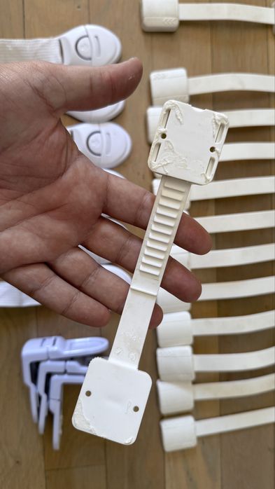 Set protectii usi si sertare pentru copii (ikea UNDVIKA)