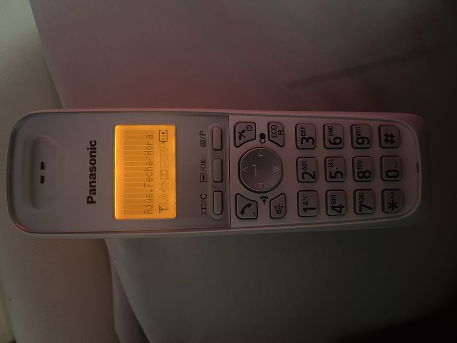 Telefon panasonic pe butoane