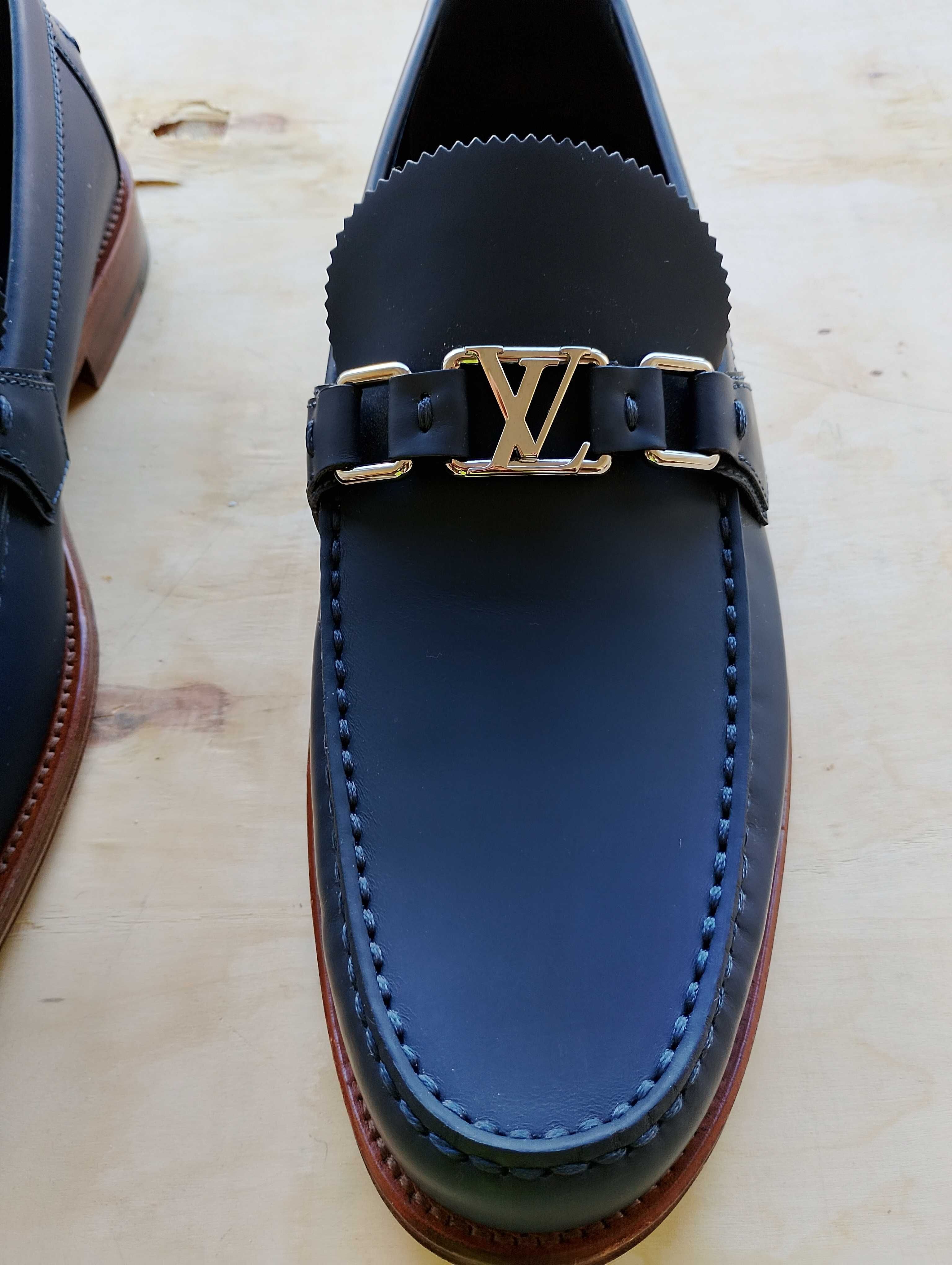 Louis Vuitton мокасини