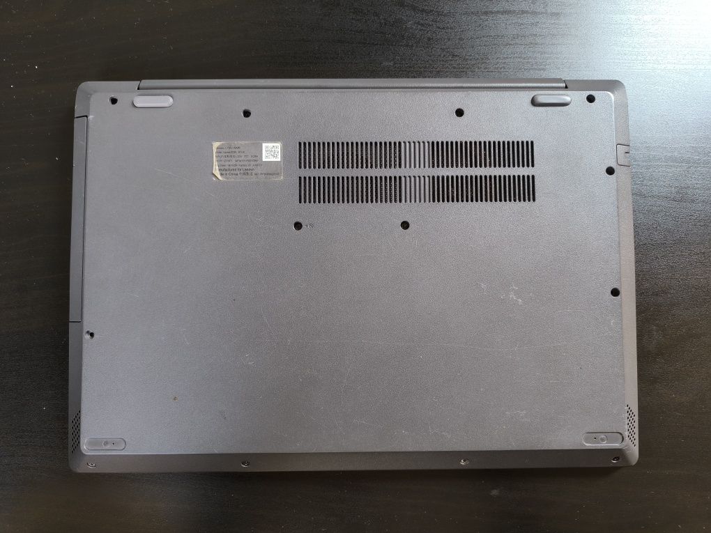 Laptop Lenovo V155-15API
