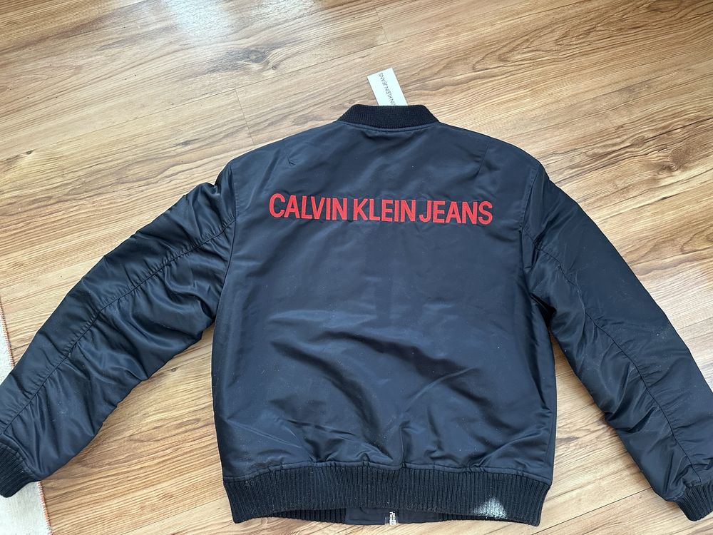 Дамско яке Calvin Klein