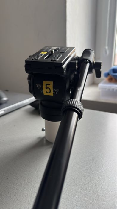 Cap Fluid Tripod Weifeng