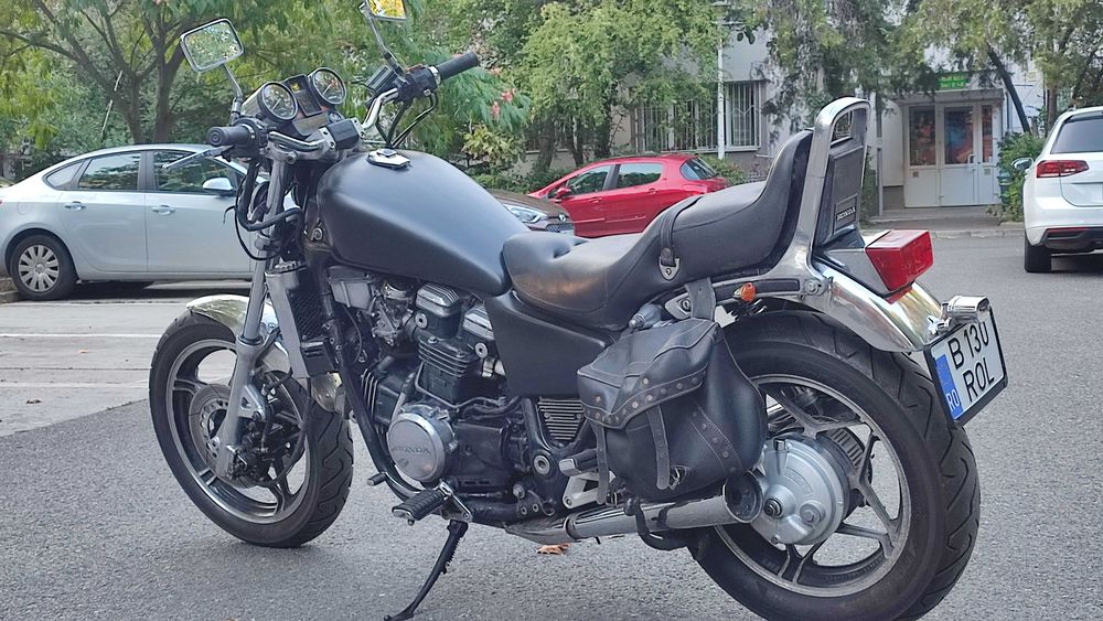 Honda Magna VF750 V4