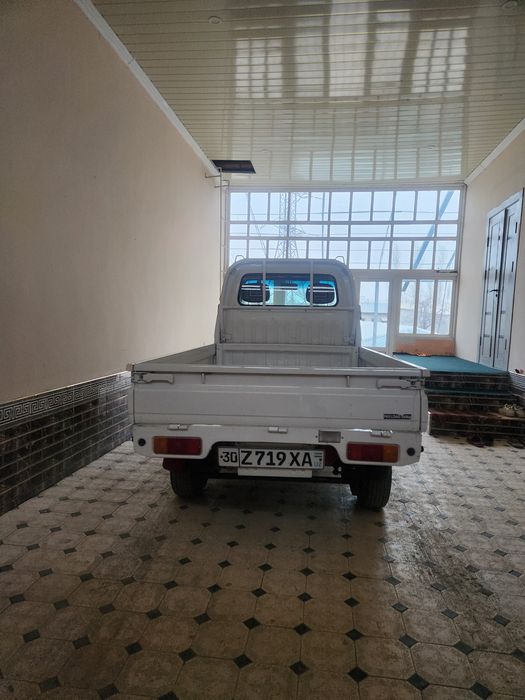 Labo yili 2022 rangi oq