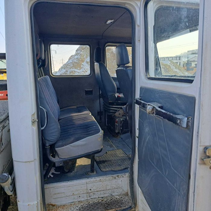 Mercedes Vario 512D