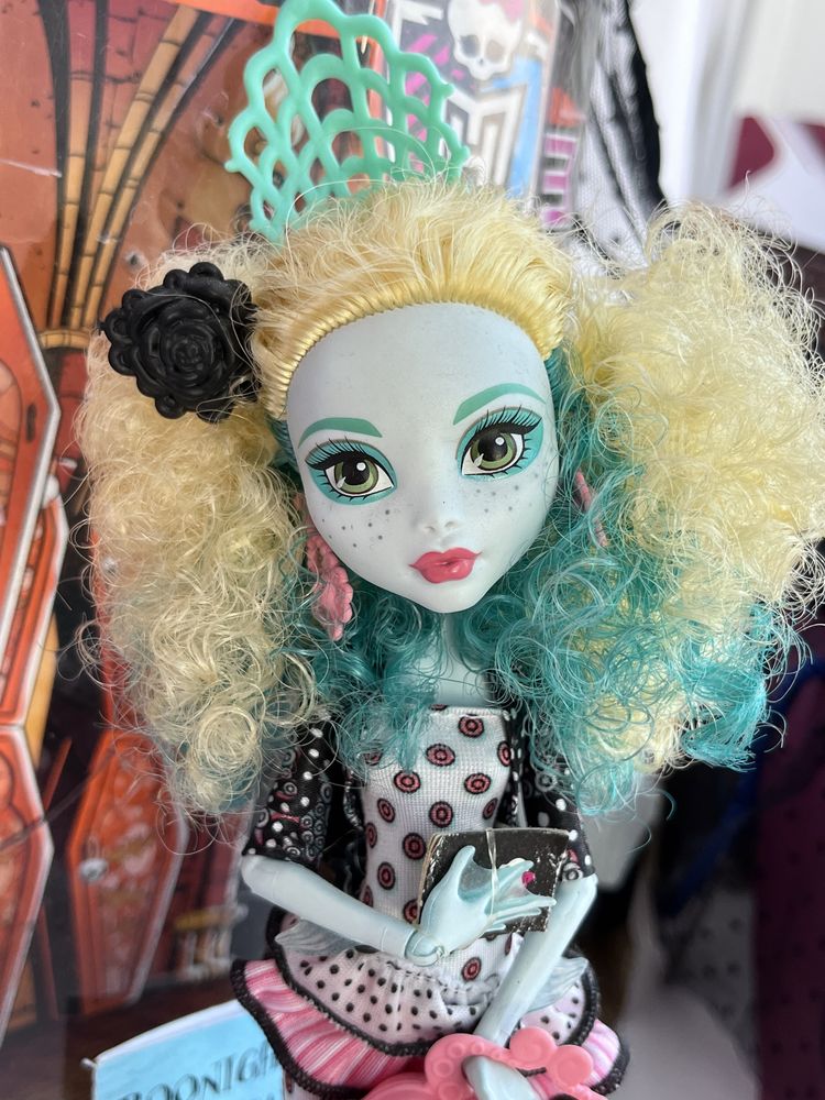 Продам куклу Monster High