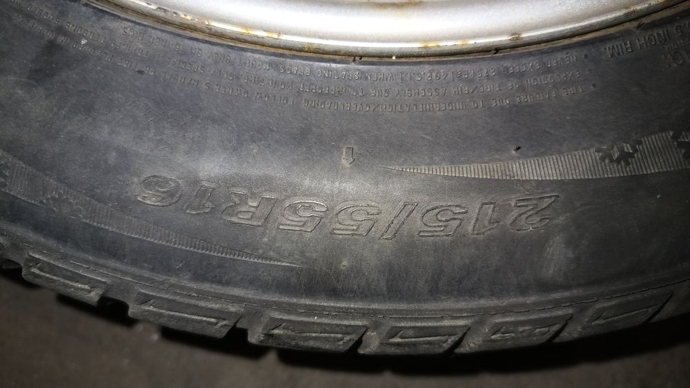 Vand Set 4 jenti cu anvelope de iarnă pt. auto Mini cooper